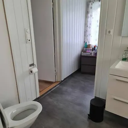 Hotell Avsidesliggende Hus Til Leie 4*