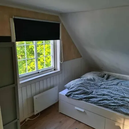 ホテル Avsidesliggende Hus Til Leie 4*